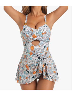 NEW 1 Pc Swimsuit Tummy Control Cutout Bathing Suit Adjustable Straps M